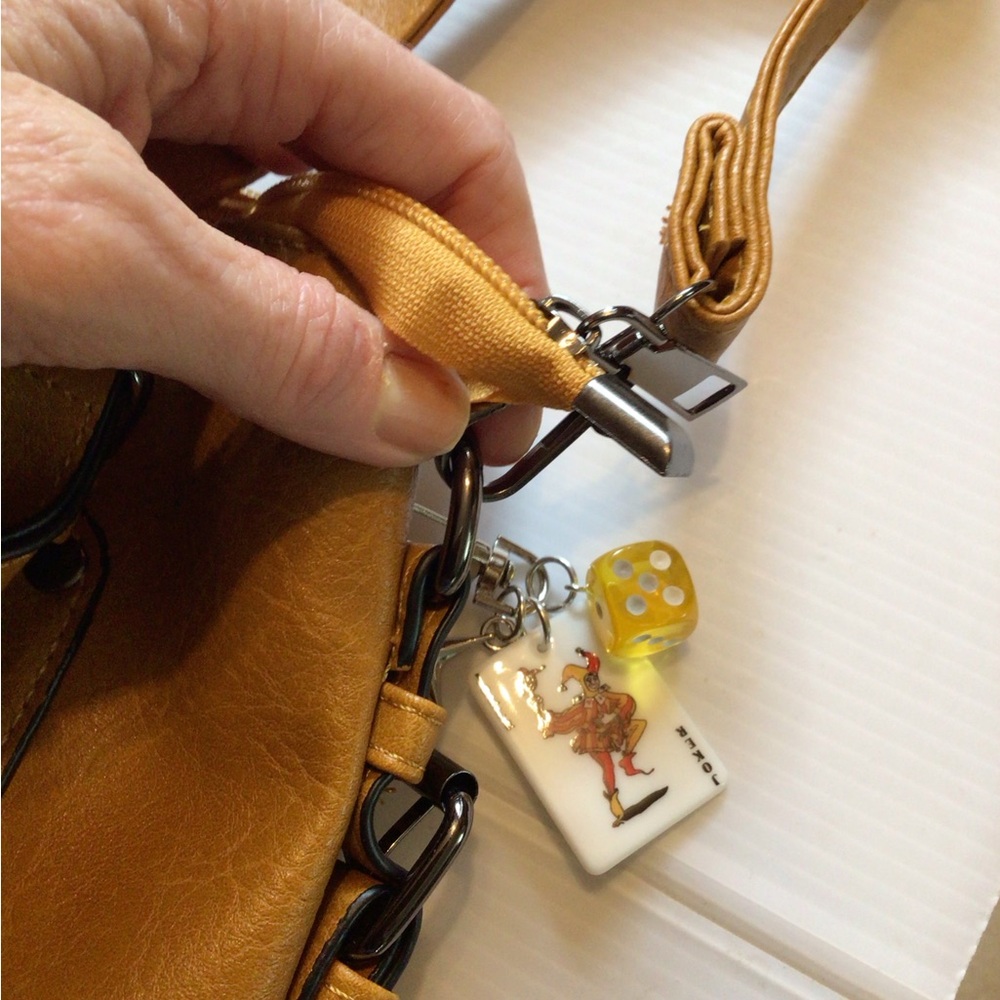 NEW! Ruxpinsrags Vegan upcycled bag - Picture 7 of 9